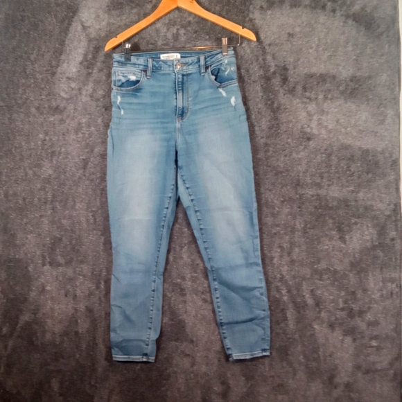 Abercrombie & Fitch Denim - Abercrombie & Fitch The skinny ankle High Rise curve love women's 28